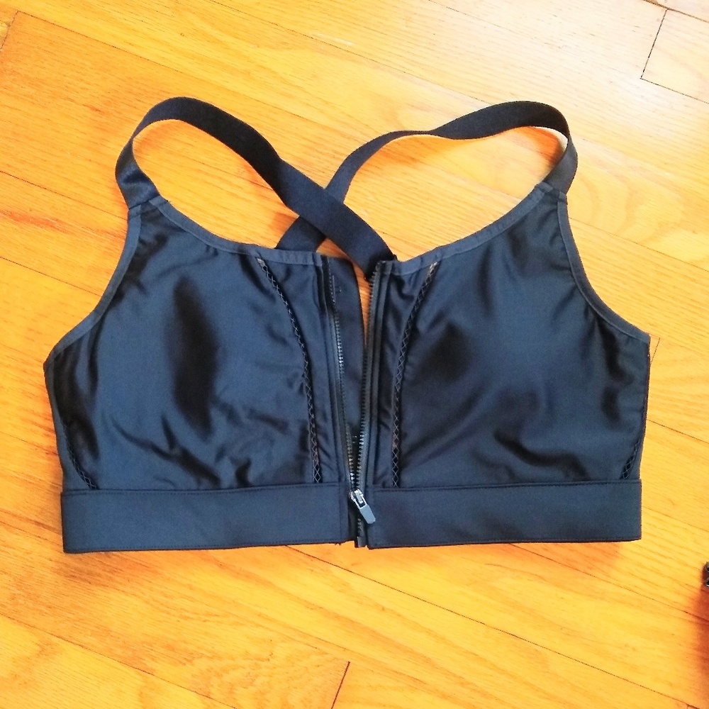 EUC Fabletics Zoe High Impact Sports Bra